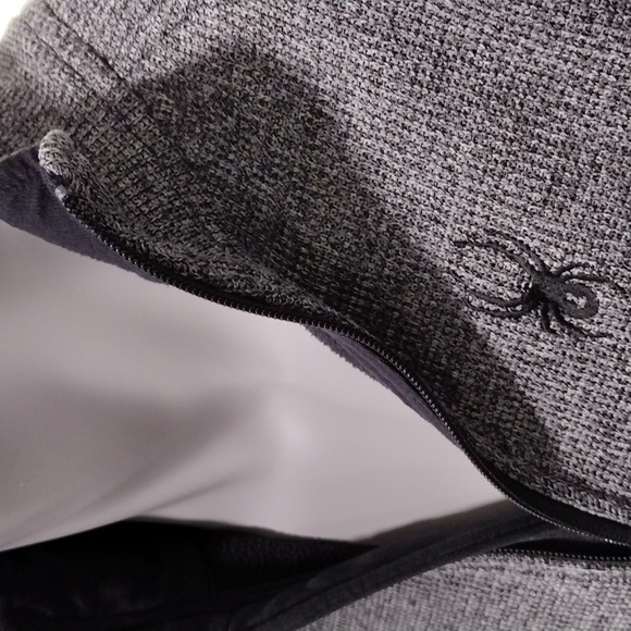 Spyder black and grey zip pullover. Large. Mint condition - Picture 5 of 9